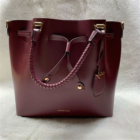 Michael Kors Blakely Leather Medium Bucket Bag Oxblood 